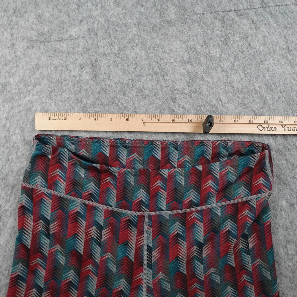 Fabletics Leggings Women Large Multicolor Chevron Print Cropped High Waist Yoga‎